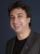 Д-р Пламен Петров